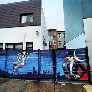 Private Gated House With Gym In Williamsburg Bk 10 Mins To Manhattan! New York